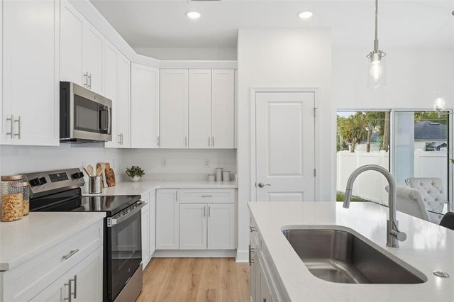 1512 W 8TH STREET, Sanford, FL 32771