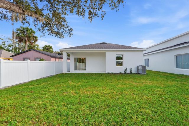 1512 W 8TH STREET, Sanford, FL 32771