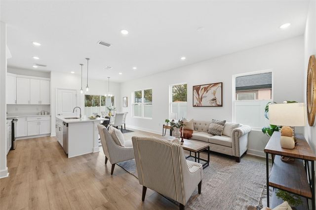 1512 W 8TH STREET, Sanford, FL 32771