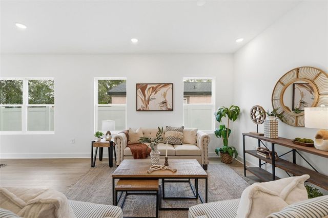 1512 W 8TH STREET, Sanford, FL 32771