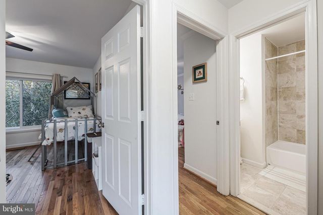 2002 GOLF COURSE DR, Reston, VA 20191