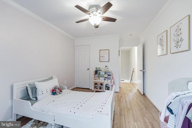 2002 GOLF COURSE DR, Reston, VA 20191