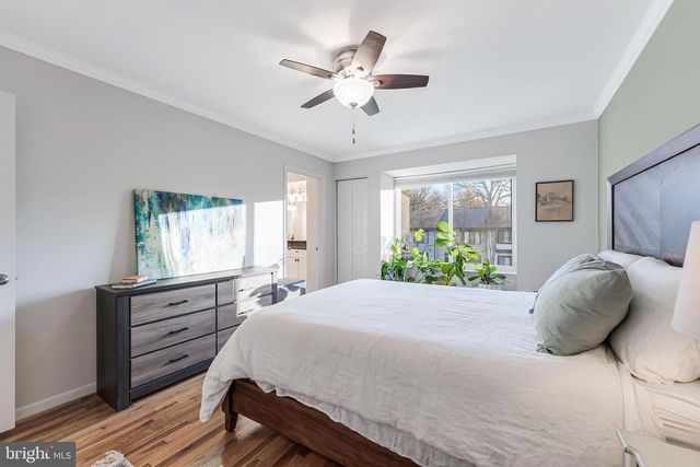 2002 GOLF COURSE DR, Reston, VA 20191