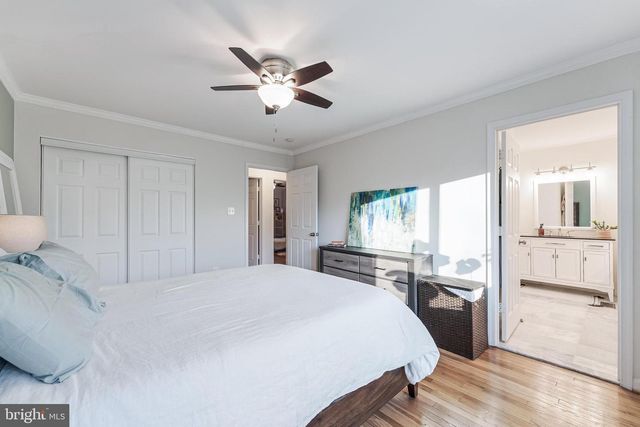 2002 GOLF COURSE DR, Reston, VA 20191