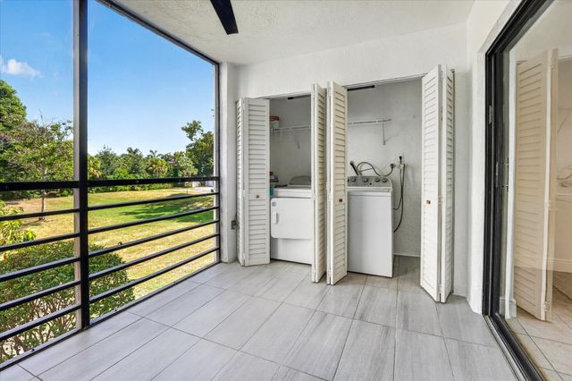 9235 SW 8th Street, Boca Raton, FL 33428