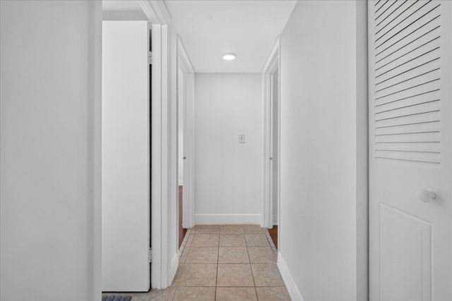 9235 SW 8th Street, Boca Raton, FL 33428
