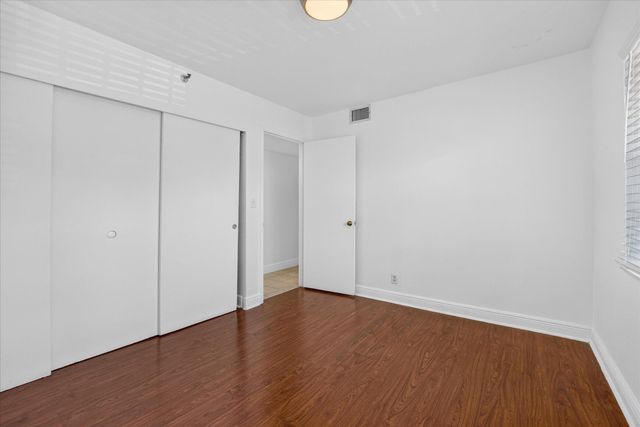9235 SW 8th Street, Boca Raton, FL 33428