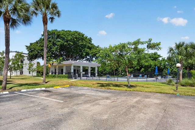 9235 SW 8th Street, Boca Raton, FL 33428