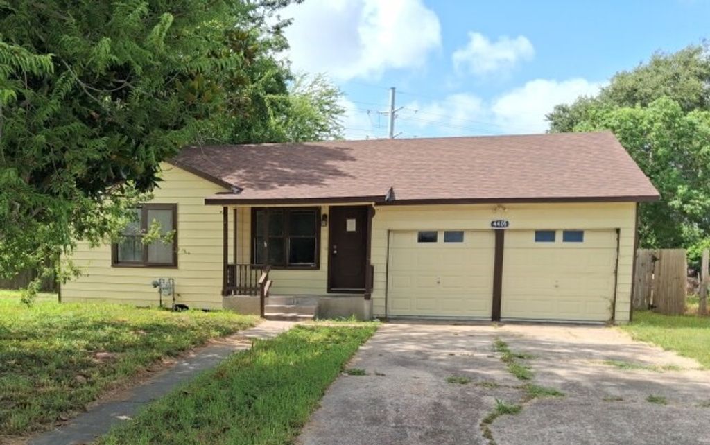 4405 S Cornelia Circle, Corpus Christi, TX 78408