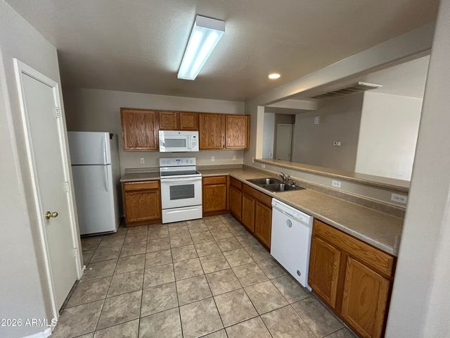 16152 W CALAVAR Road, Surprise, AZ 85379