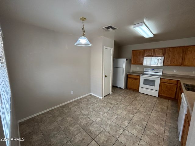 16152 W CALAVAR Road, Surprise, AZ 85379