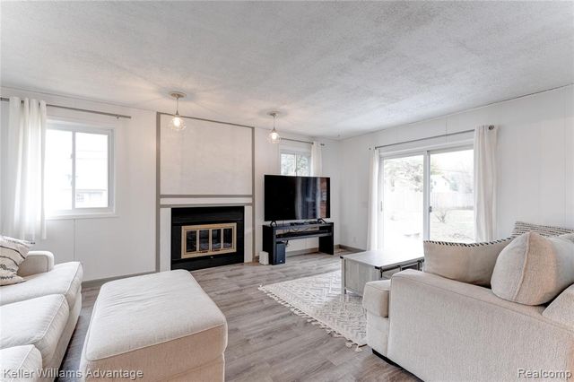 25738 Beck Road, Novi, MI 48374