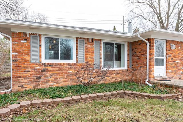 25738 Beck Road, Novi, MI 48374