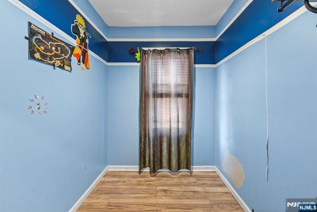 38-40 Nairn Place, Newark, NJ 07108