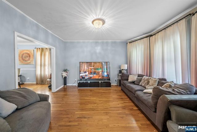 38-40 Nairn Place, Newark, NJ 07108