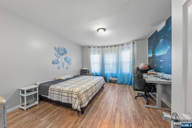 38-40 Nairn Place, Newark, NJ 07108