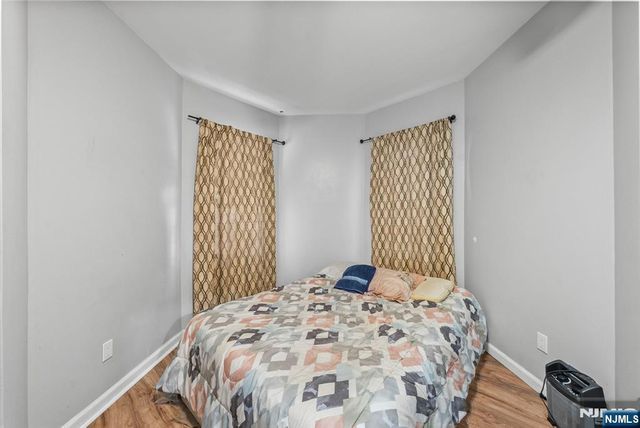 38-40 Nairn Place, Newark, NJ 07108