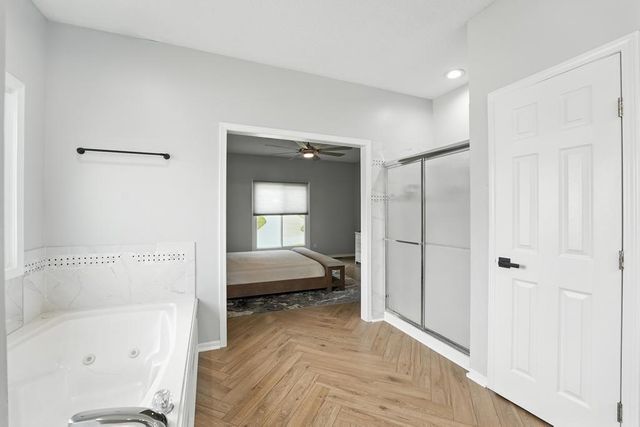 5136 NE Ash Grove Drive, Lee's Summit, MO 64064