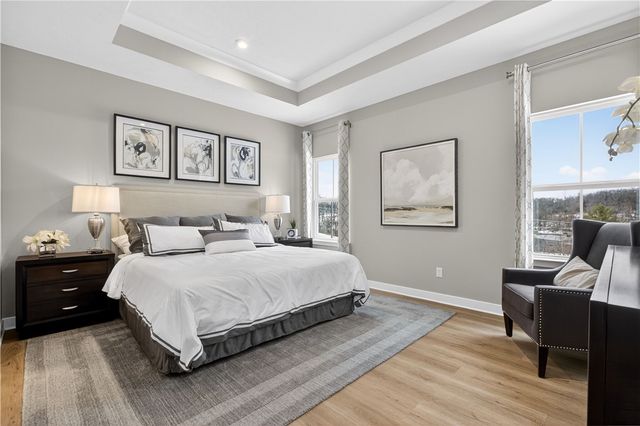 390 Dana Dr, Nottingham, PA 15330