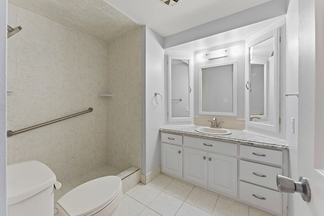 108 E White Wing, Kerrville, TX 78028
