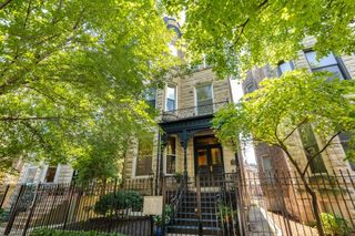 931 W NEWPORT Avenue 1, Chicago, IL 60657