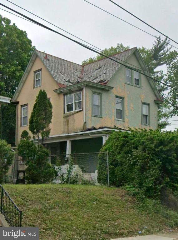 2 CENTRAL AVE, CHELTENHAM, PA 19012 — exterior