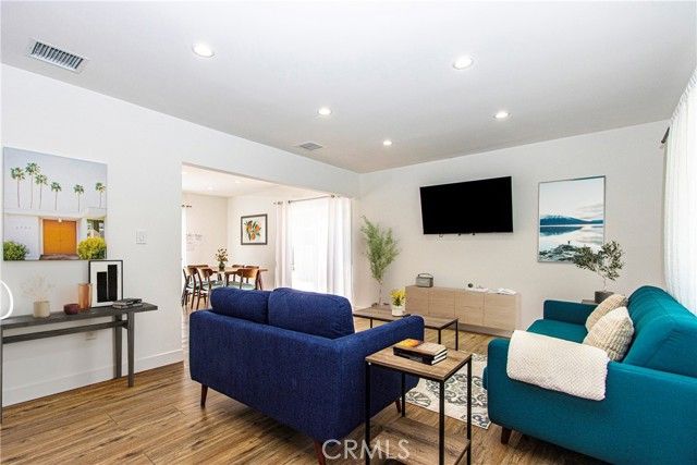 2482 N Avenida Caballeros, Palm Springs, CA 92262