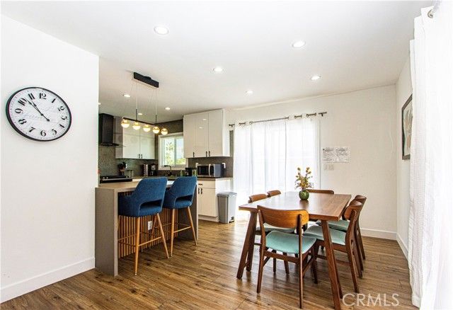 2482 N Avenida Caballeros, Palm Springs, CA 92262