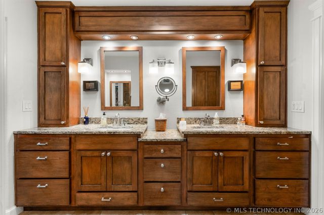 11541 S 4120 Road, Oologah, OK 74053