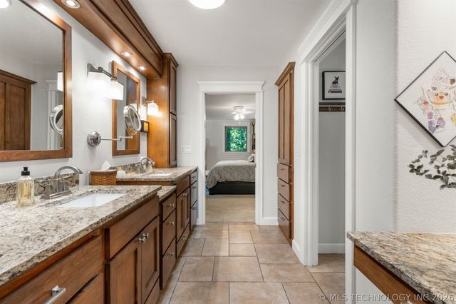 11541 S 4120 Road, Oologah, OK 74053