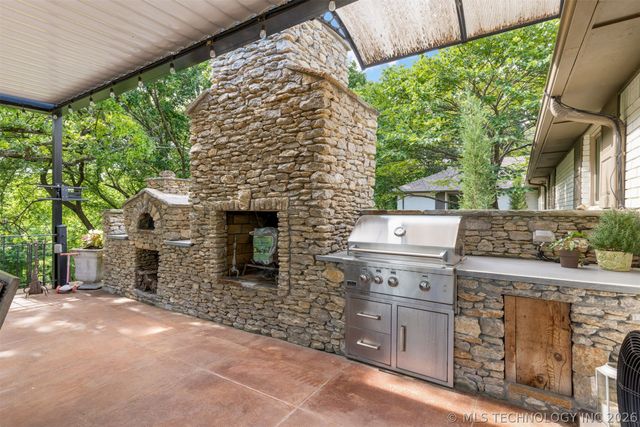 11541 S 4120 Road, Oologah, OK 74053