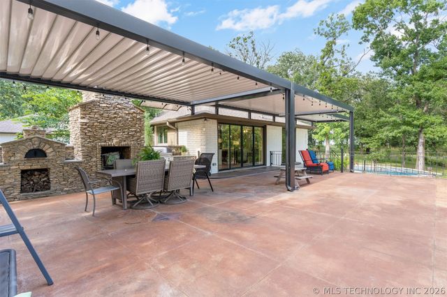 11541 S 4120 Road, Oologah, OK 74053