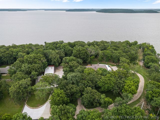 11541 S 4120 Road, Oologah, OK 74053