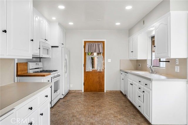 243 N Grand Street, Orange, CA 92866