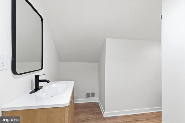 1988 MELVINA RD, Deptford, NJ 08096