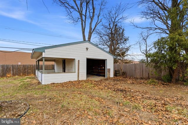 1988 MELVINA RD, Deptford, NJ 08096