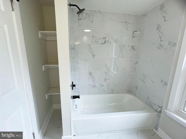 1006 CIRCLE DR, Keymar, MD 21757