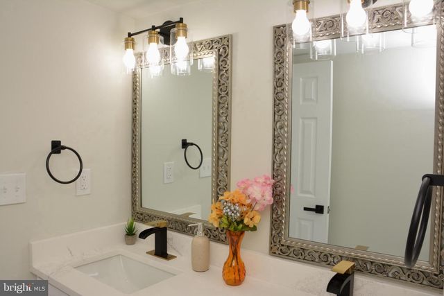 1006 CIRCLE DR, Keymar, MD 21757