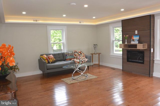 1006 CIRCLE DR, Keymar, MD 21757