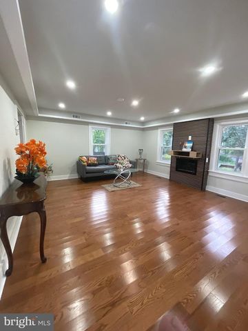 1006 CIRCLE DR, Keymar, MD 21757