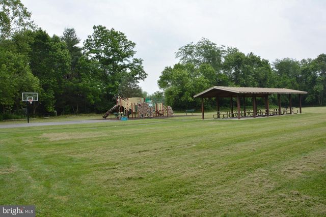 1006 CIRCLE DR, Keymar, MD 21757