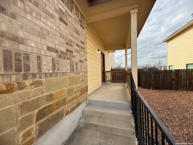 5611 Rio Cyn Unit 2, Converse, TX 78109