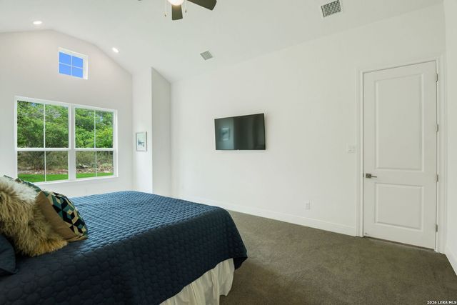 1465 Ironwood Rd, Fischer, TX 78623