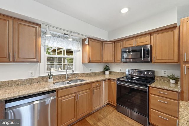 6416 NORDIX DR, Warrenton, VA 20187