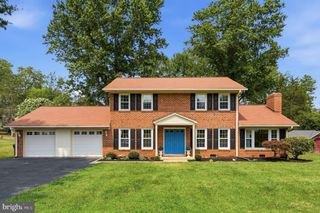 6416 NORDIX DR, Warrenton, VA 20187