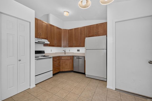 3606 W Woodhaven Drive, Bloomington, IN 47403