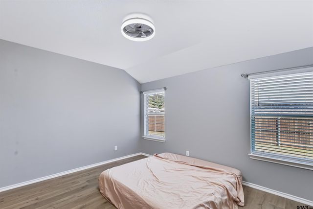 1206 Hidden Valley, Chandler, TX 75758