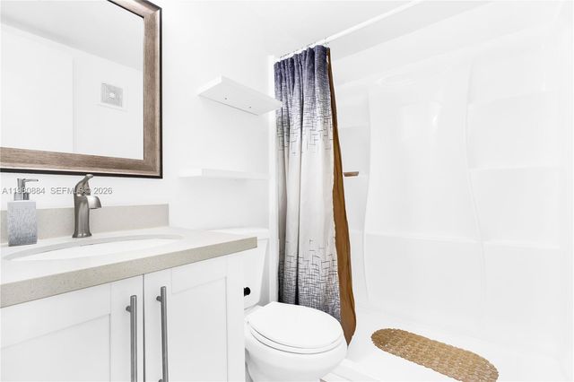 1281 W 29th St 6, Hialeah, FL 33012