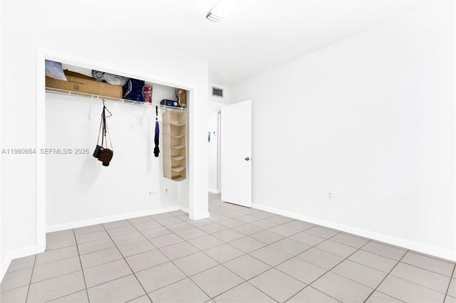 1281 W 29th St 6, Hialeah, FL 33012