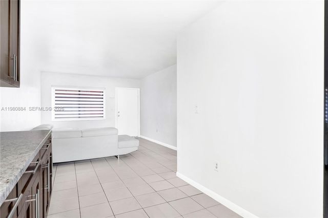 1281 W 29th St 6, Hialeah, FL 33012